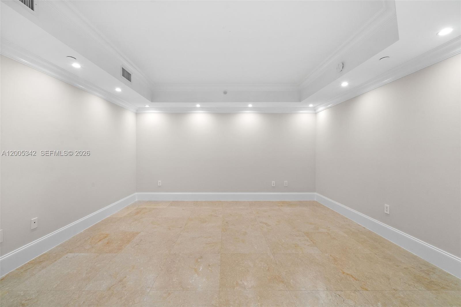 THE PENINSULA II CONDO - Residential