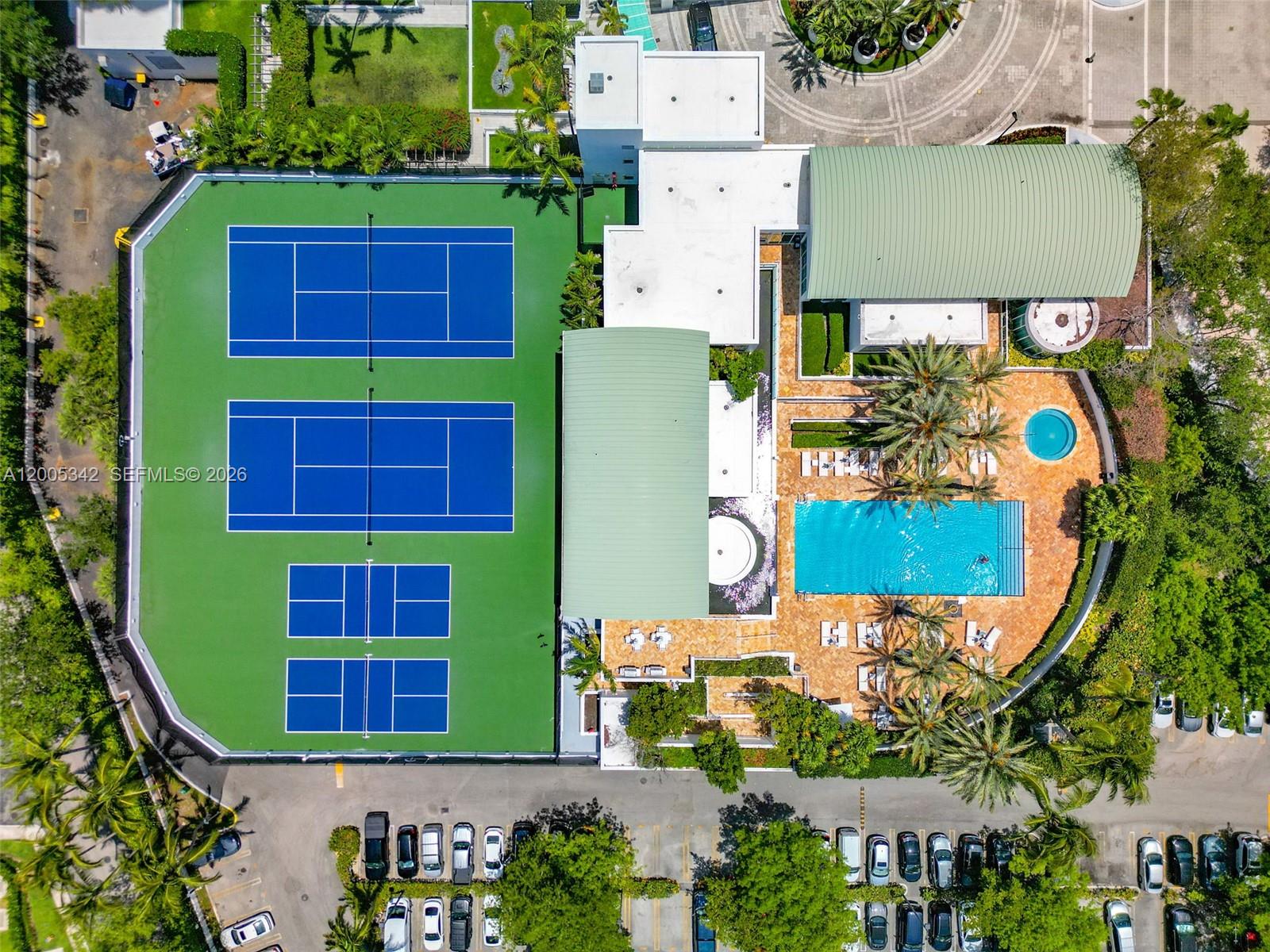 THE PENINSULA II CONDO - Residential