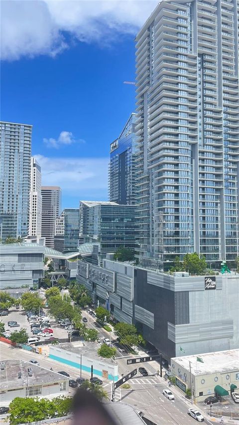 690 SW 1st Ct 1724 Miami FL 33130