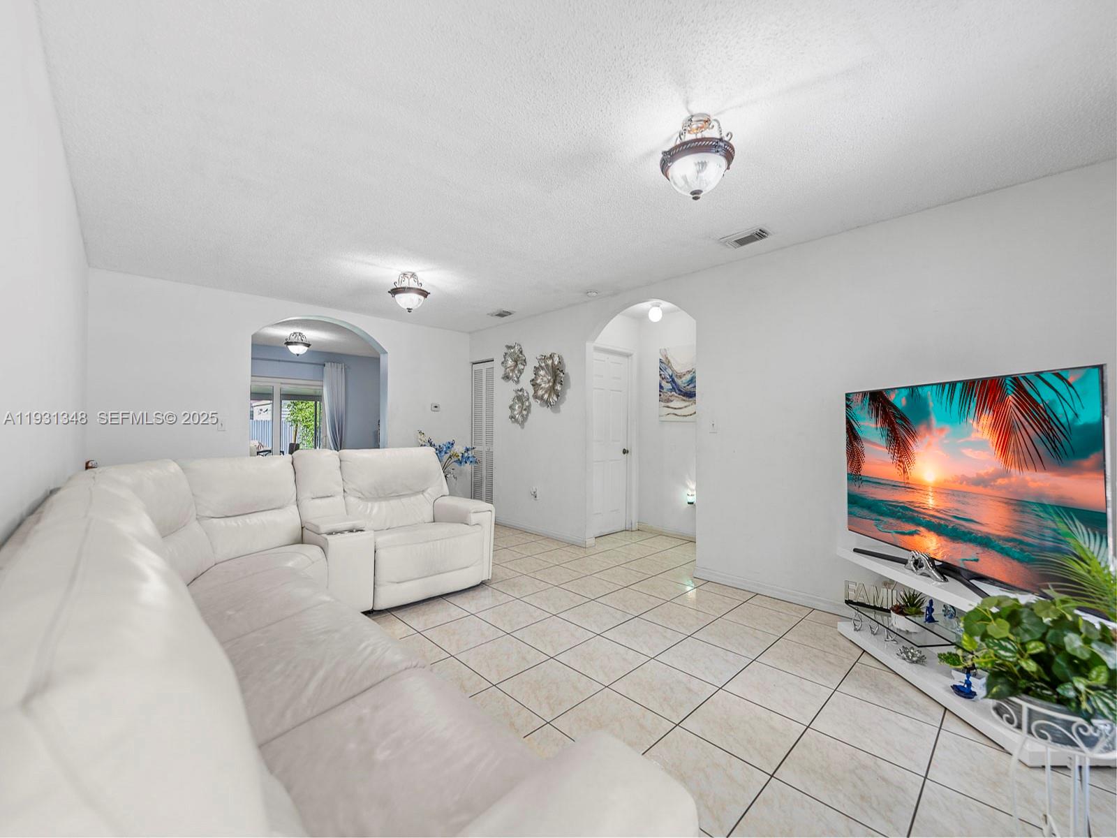 LAKE LUCERNE SEC 7 - Residential