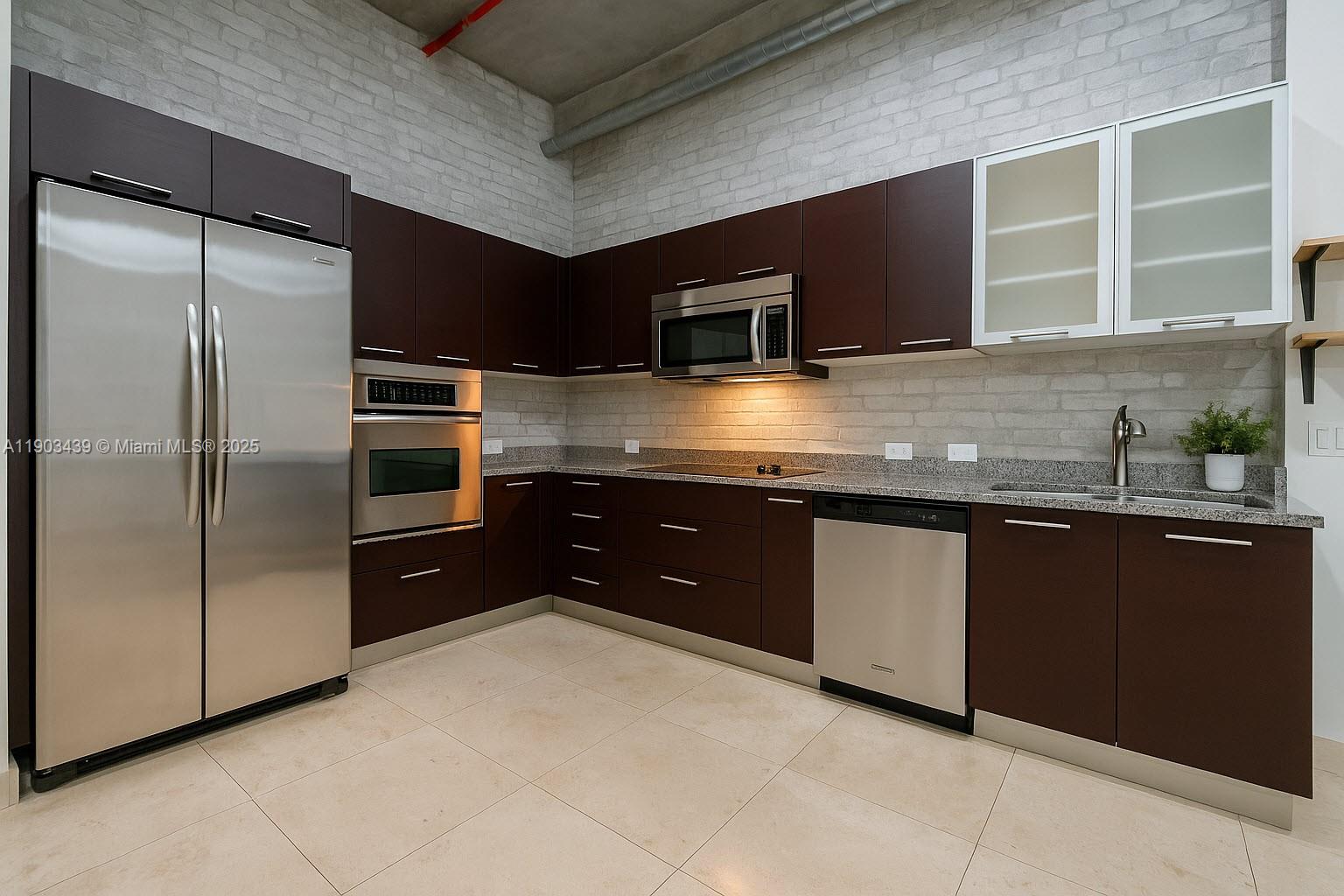 3029 NE 188th St 324