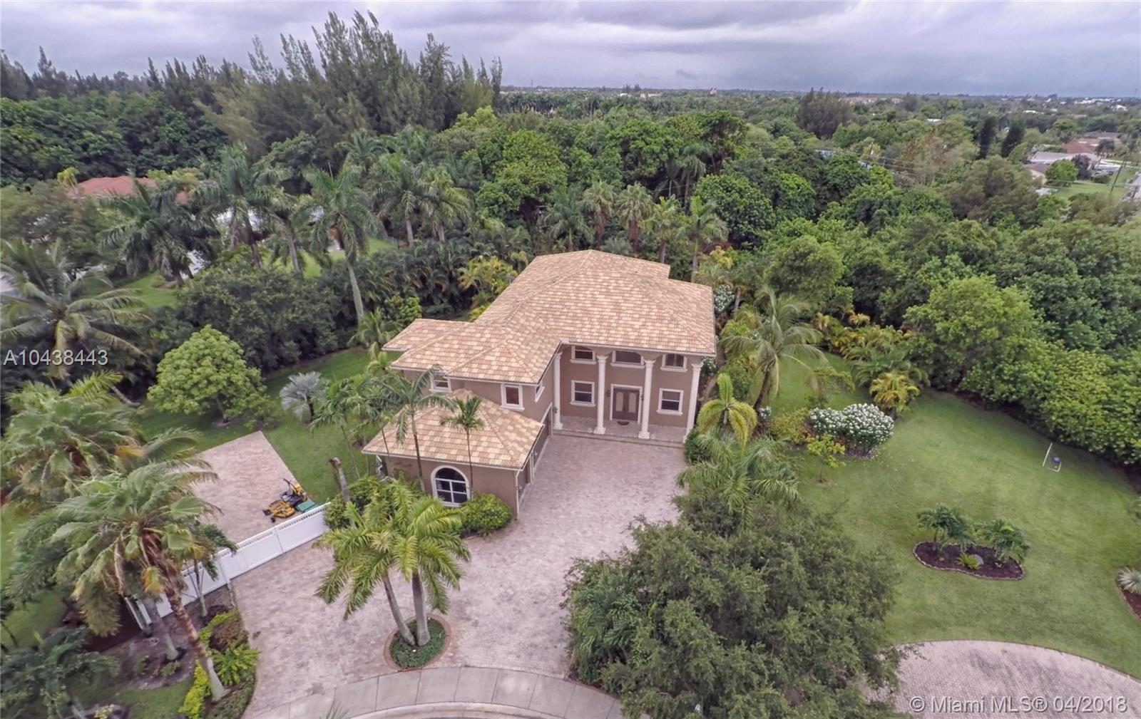 CHEMIN DES PALMS - Residential