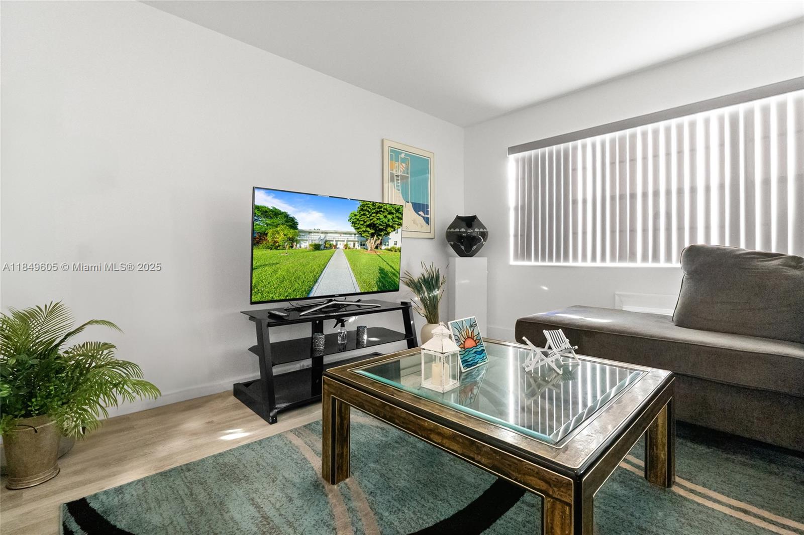 FARNHAM L CONDO - Residential