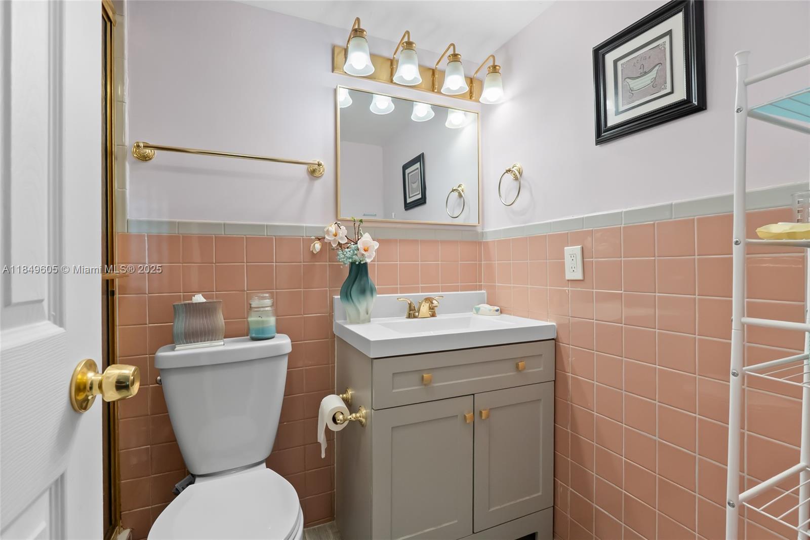 FARNHAM L CONDO - Residential