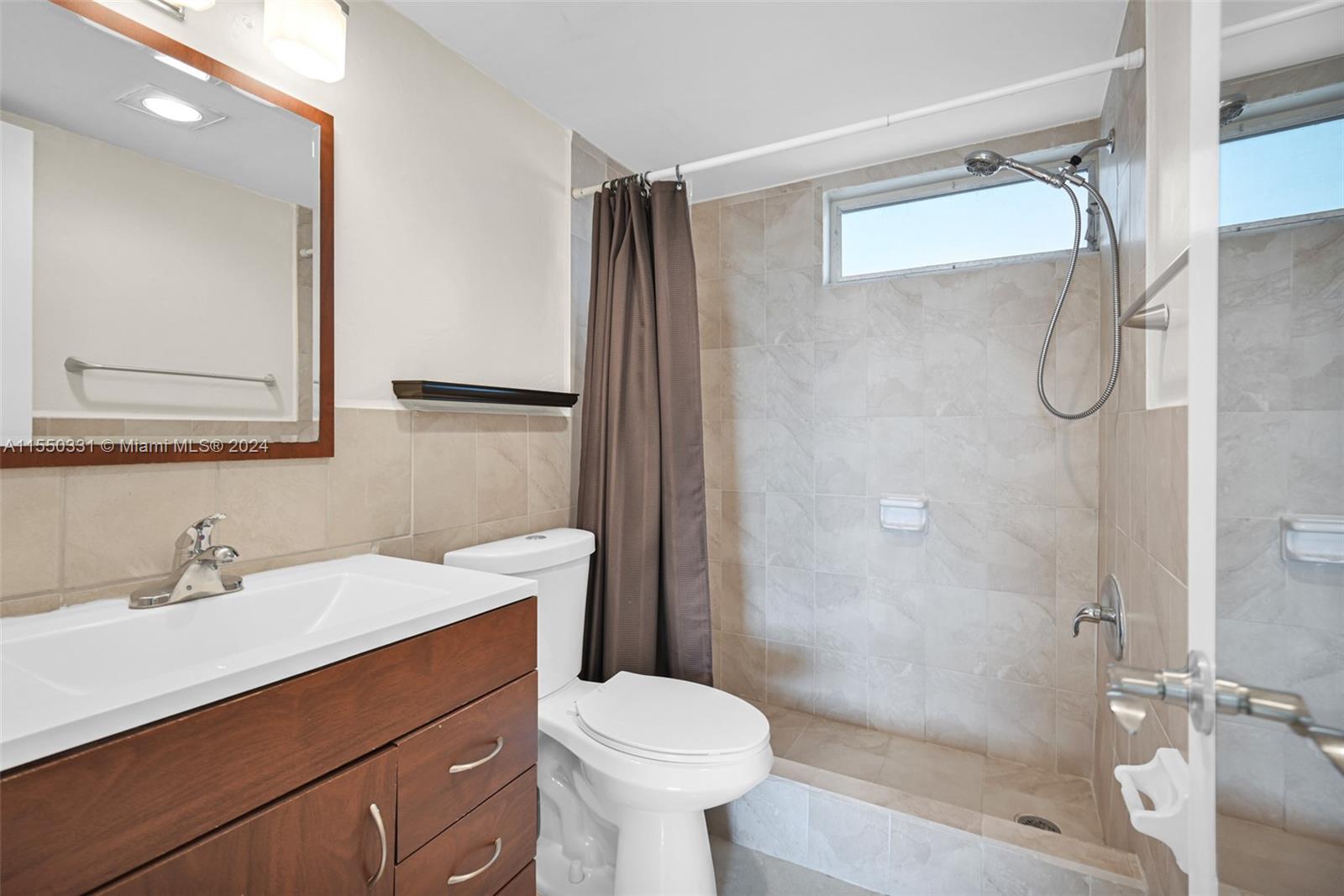 BYRON GARDENS CONDO - Residential Lease