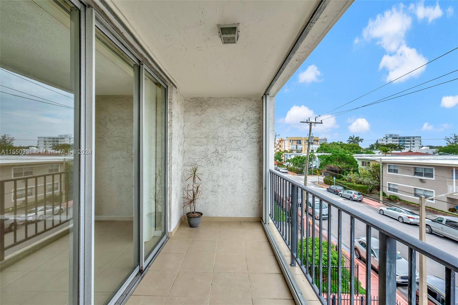 BYRON GARDENS CONDO - Residential Lease