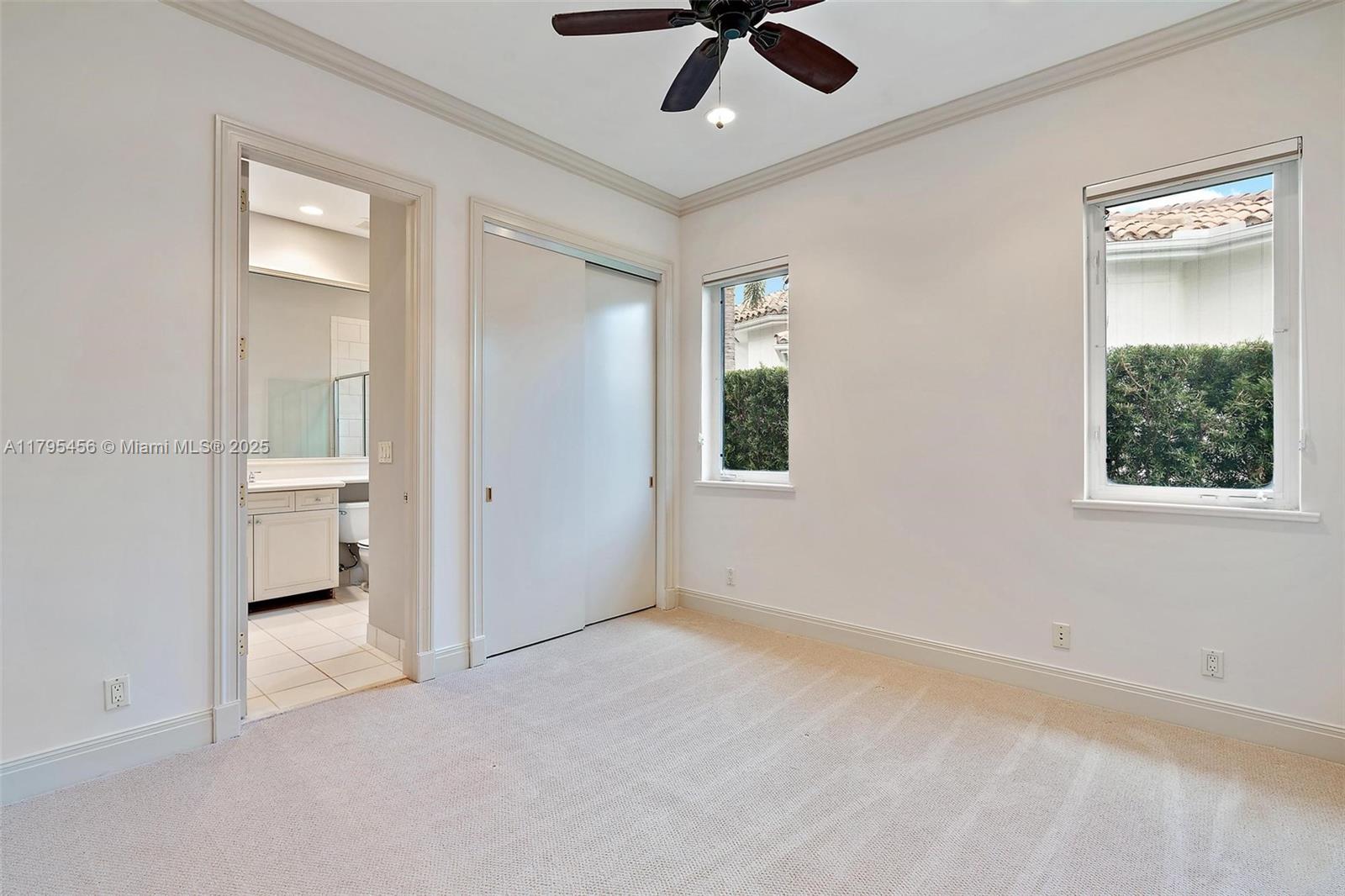 HARBOUR ISLES - Residential