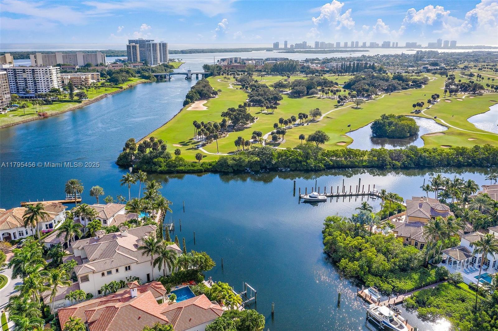 HARBOUR ISLES - Residential