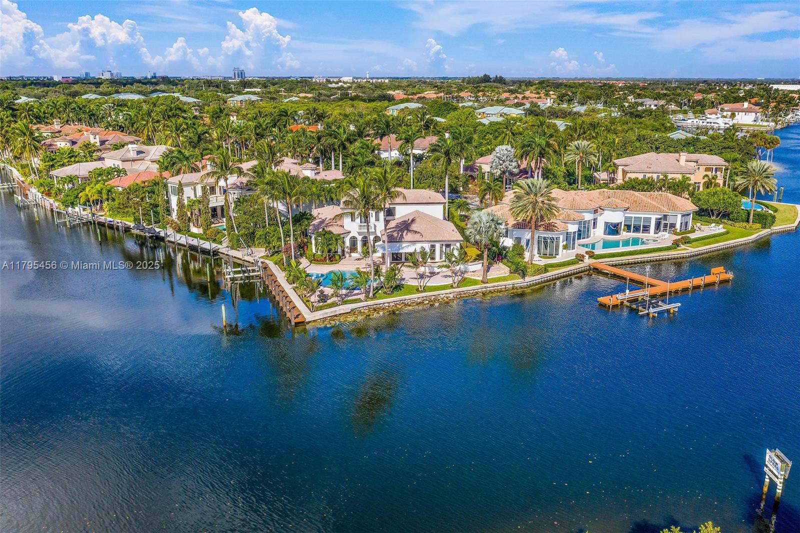HARBOUR ISLES - Residential