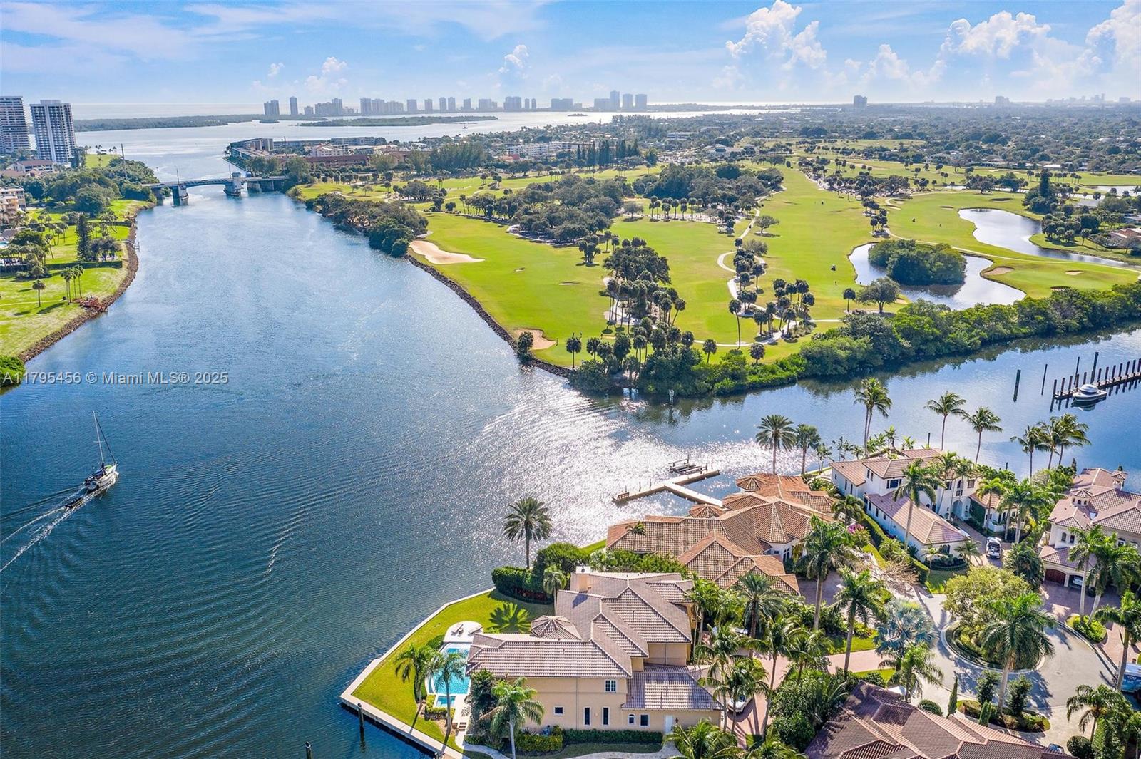 HARBOUR ISLES - Residential