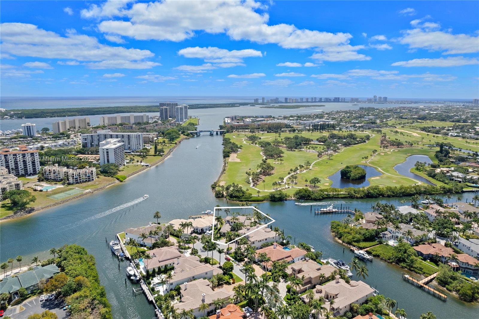 HARBOUR ISLES - Residential