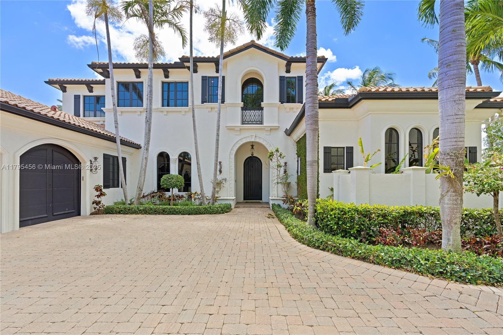 HARBOUR ISLES - Residential