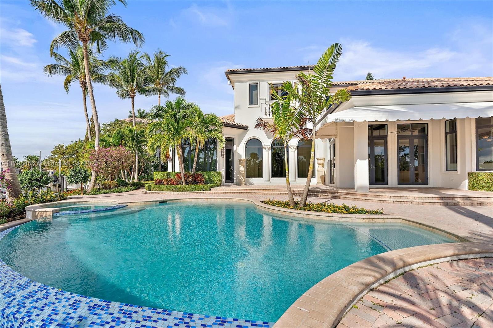 HARBOUR ISLES - Residential