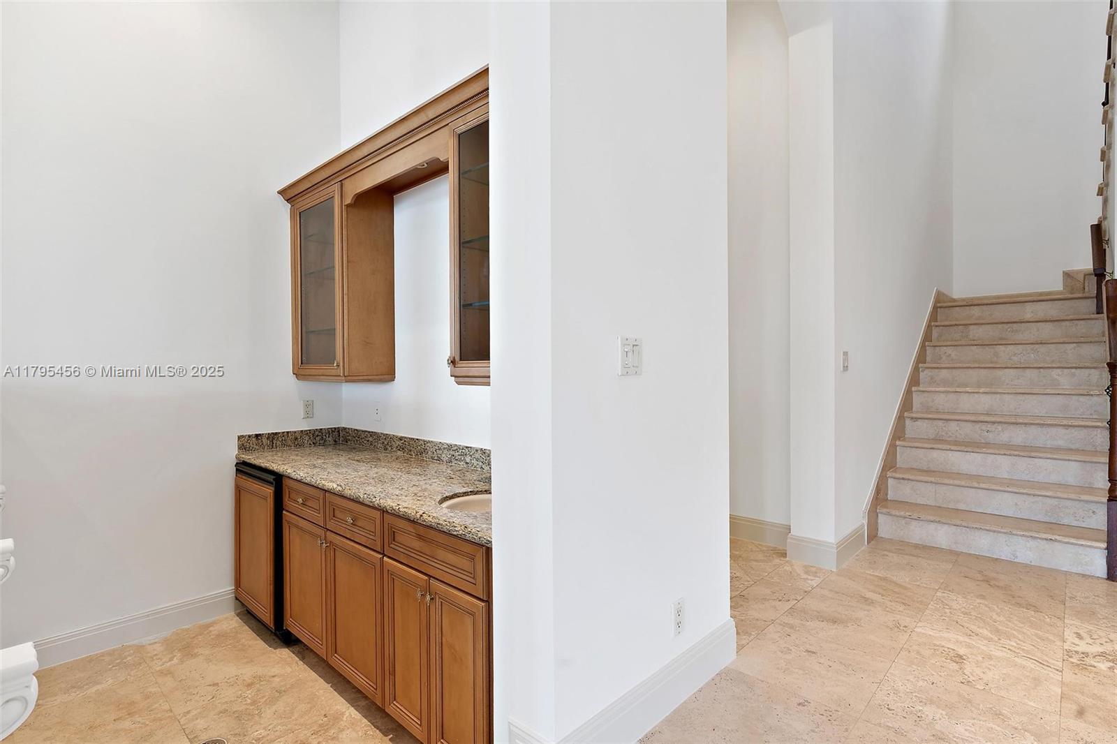 HARBOUR ISLES - Residential