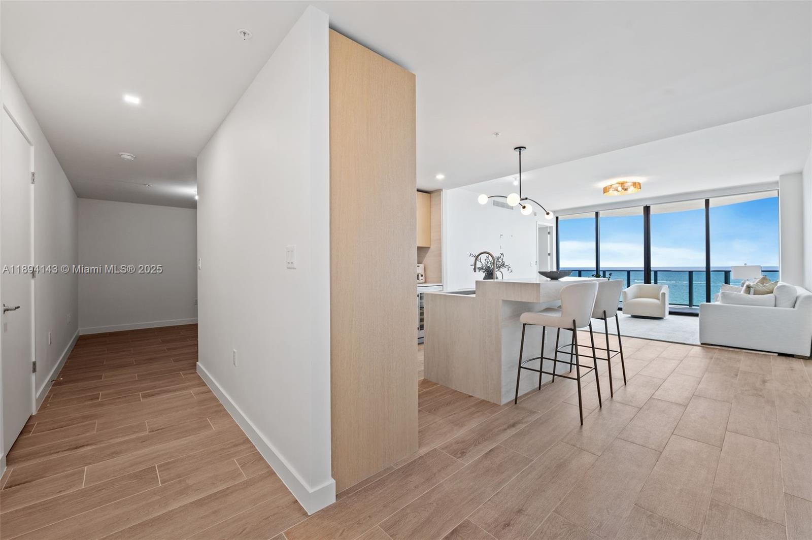 900 N Ocean Blvd 1005