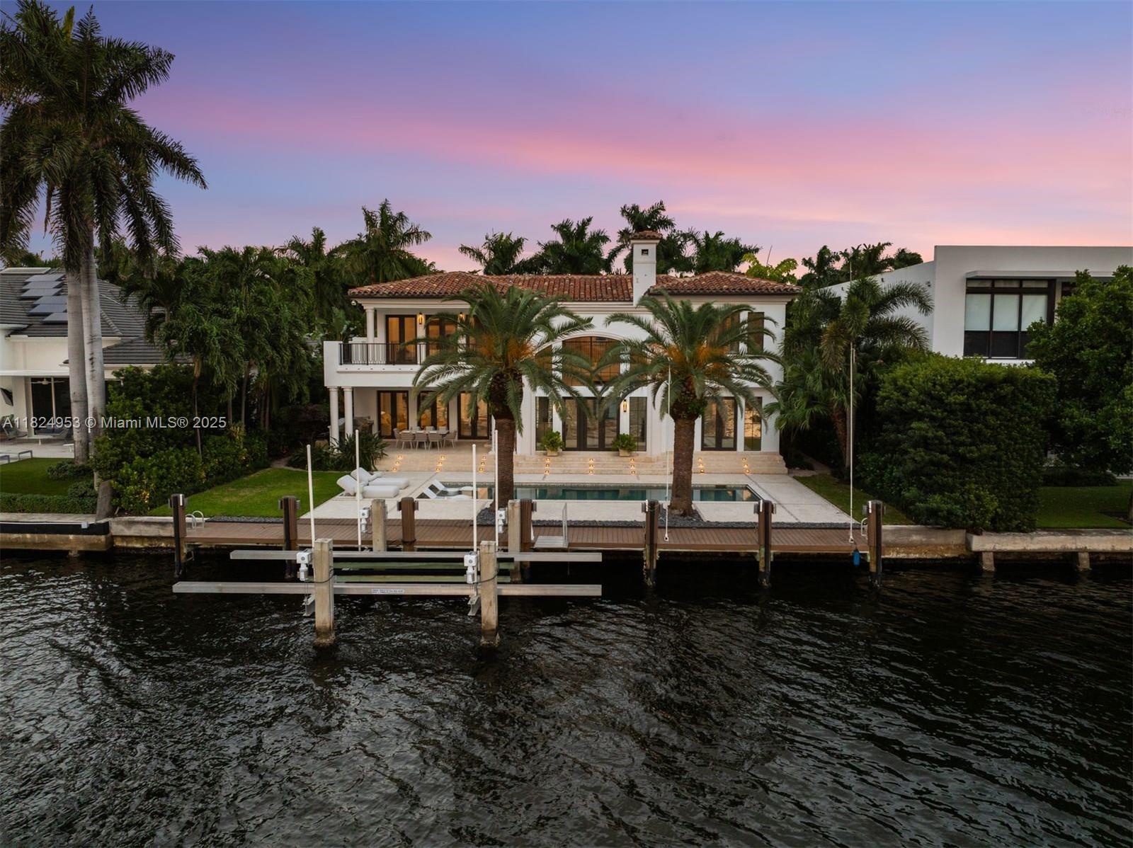 GOLDEN BEACH SEC D - Residential