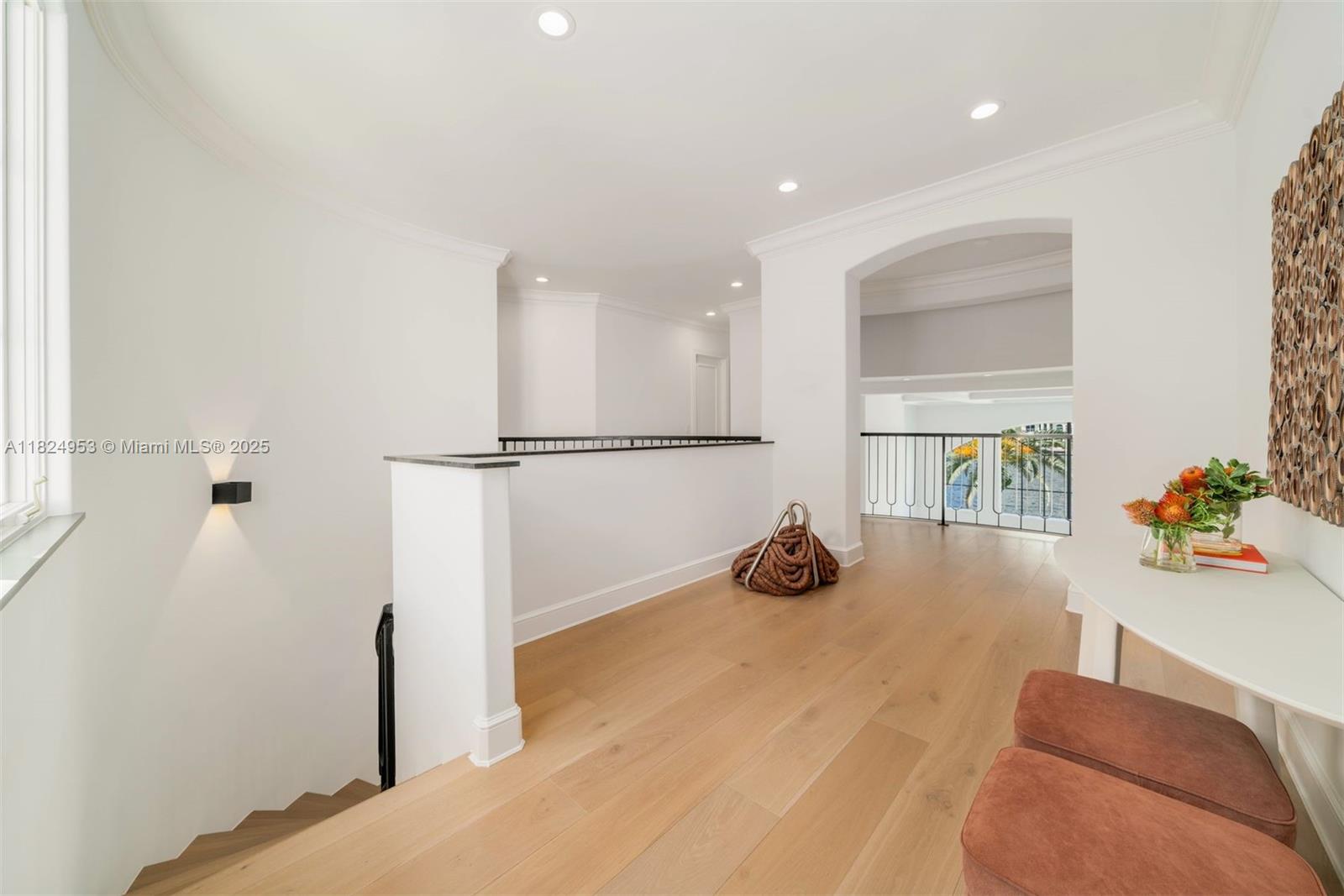 GOLDEN BEACH SEC D - Residential