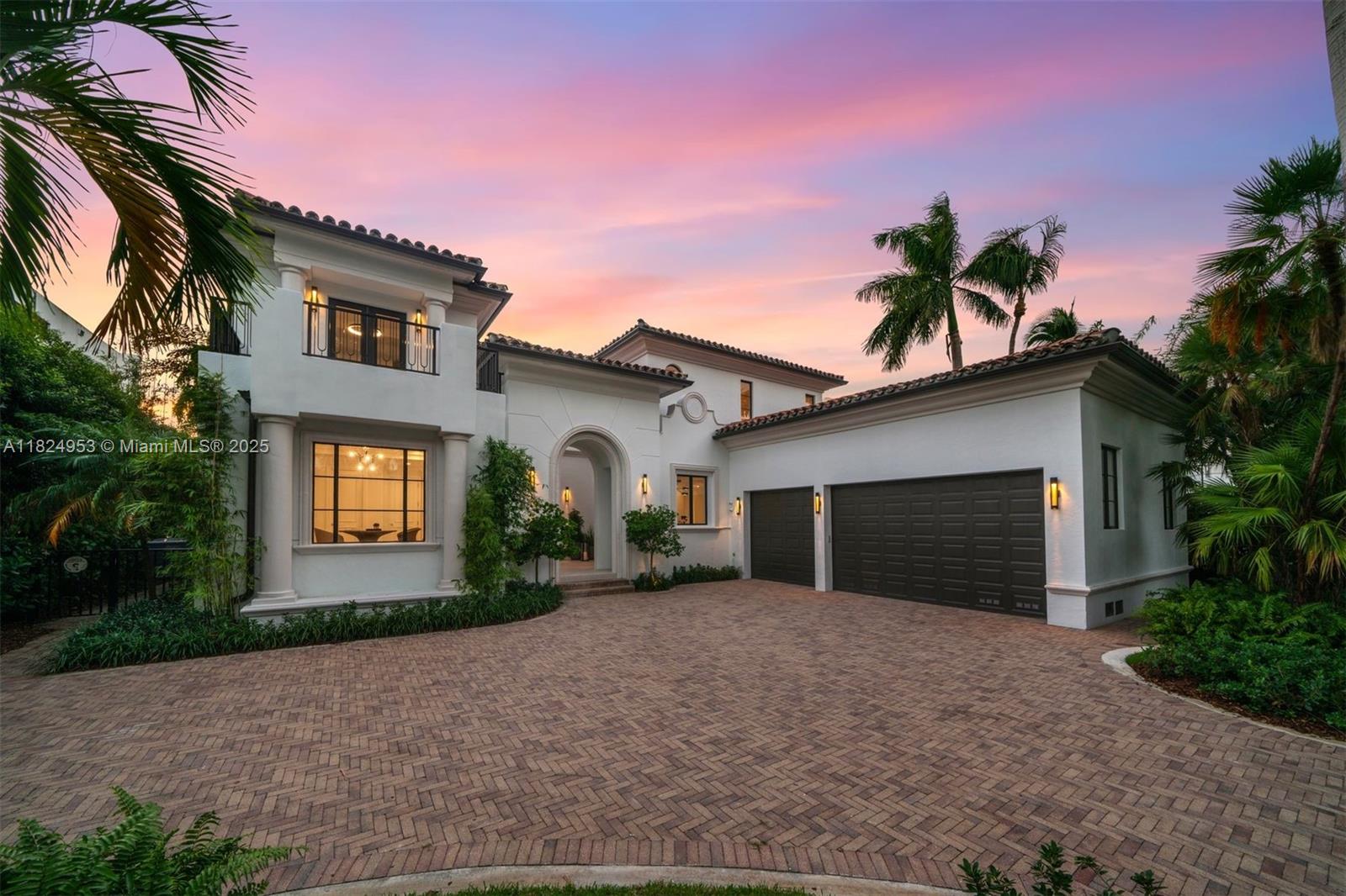 GOLDEN BEACH SEC D - Residential