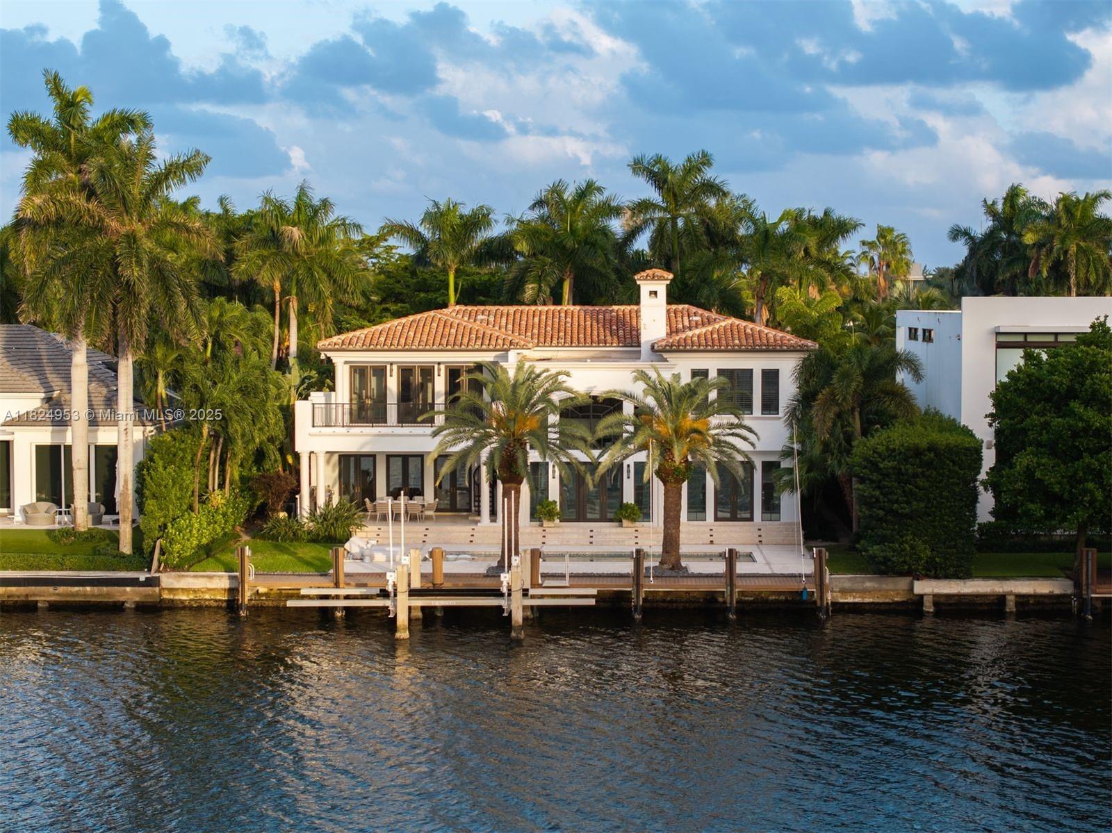 GOLDEN BEACH SEC D - Residential