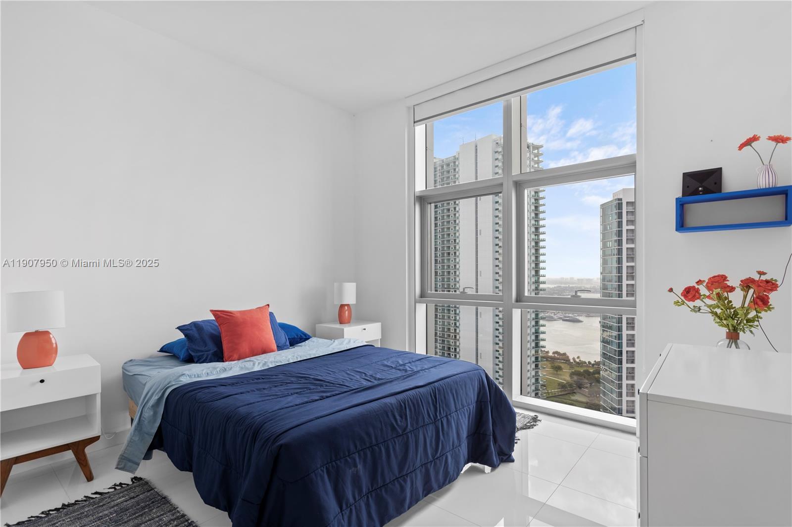 PARAMOUNT MIAMI WORLDCENT - Residential