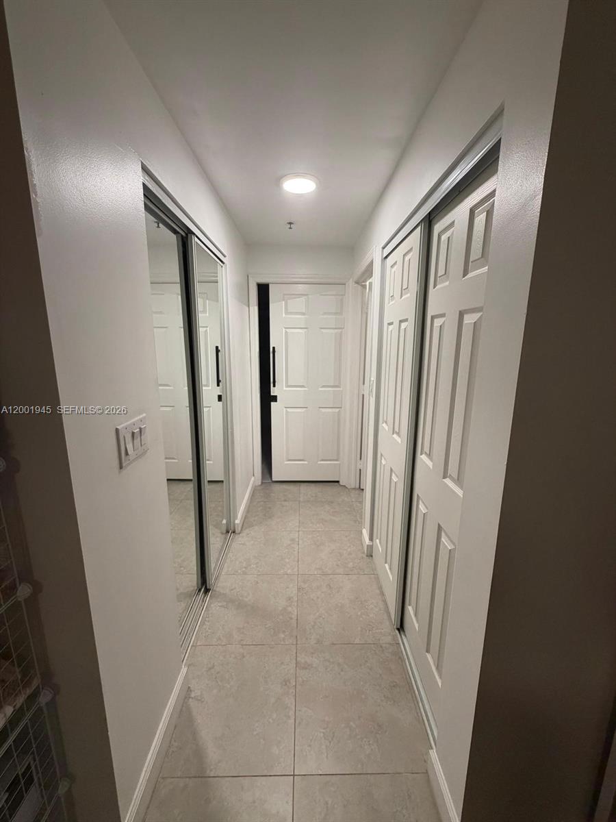 DORAL HOUSE CONDO NO 3 - Residential