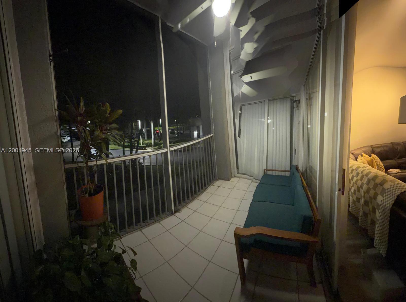 DORAL HOUSE CONDO NO 3 - Residential