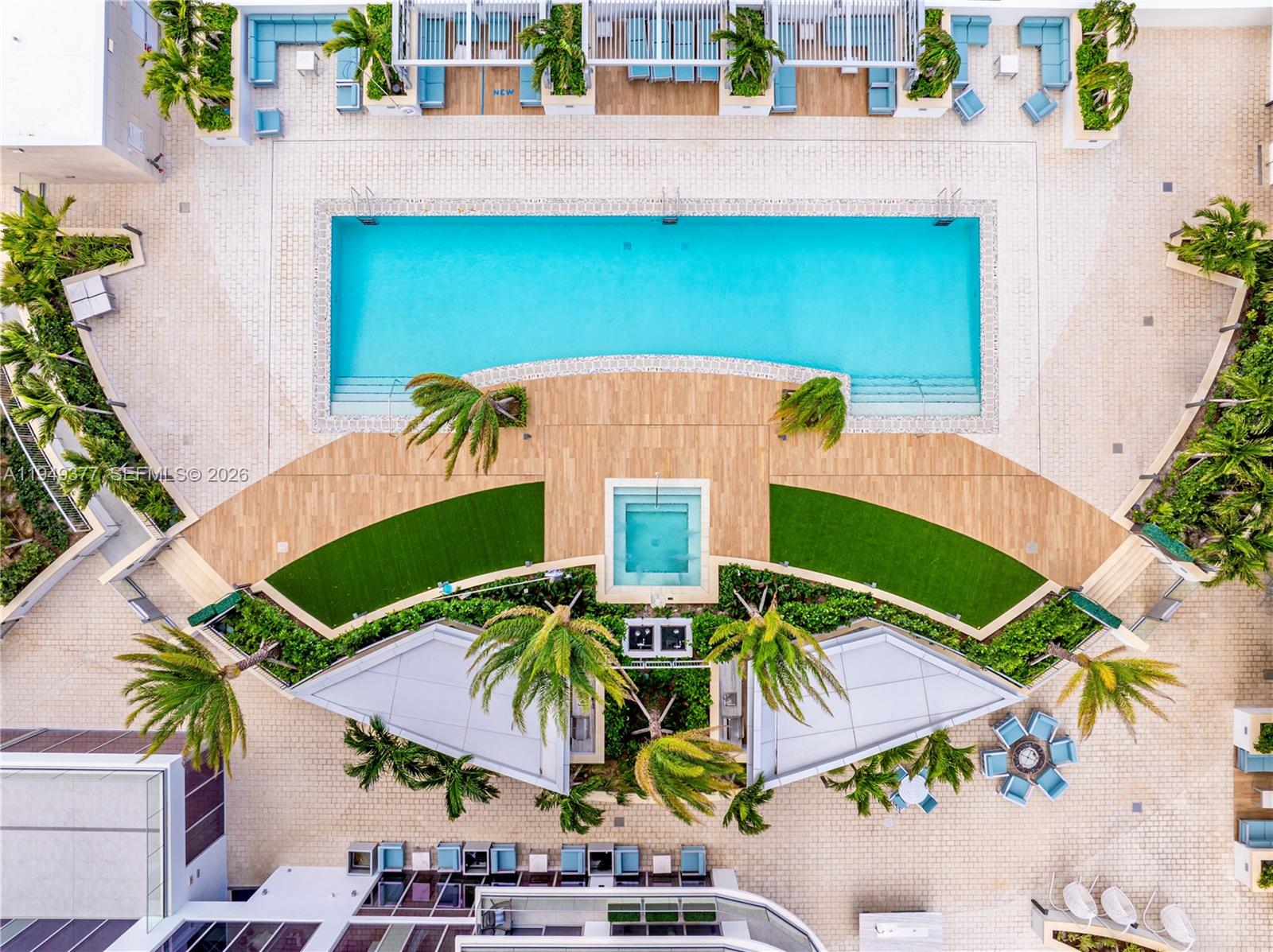 151 N Seabreeze 1003-E