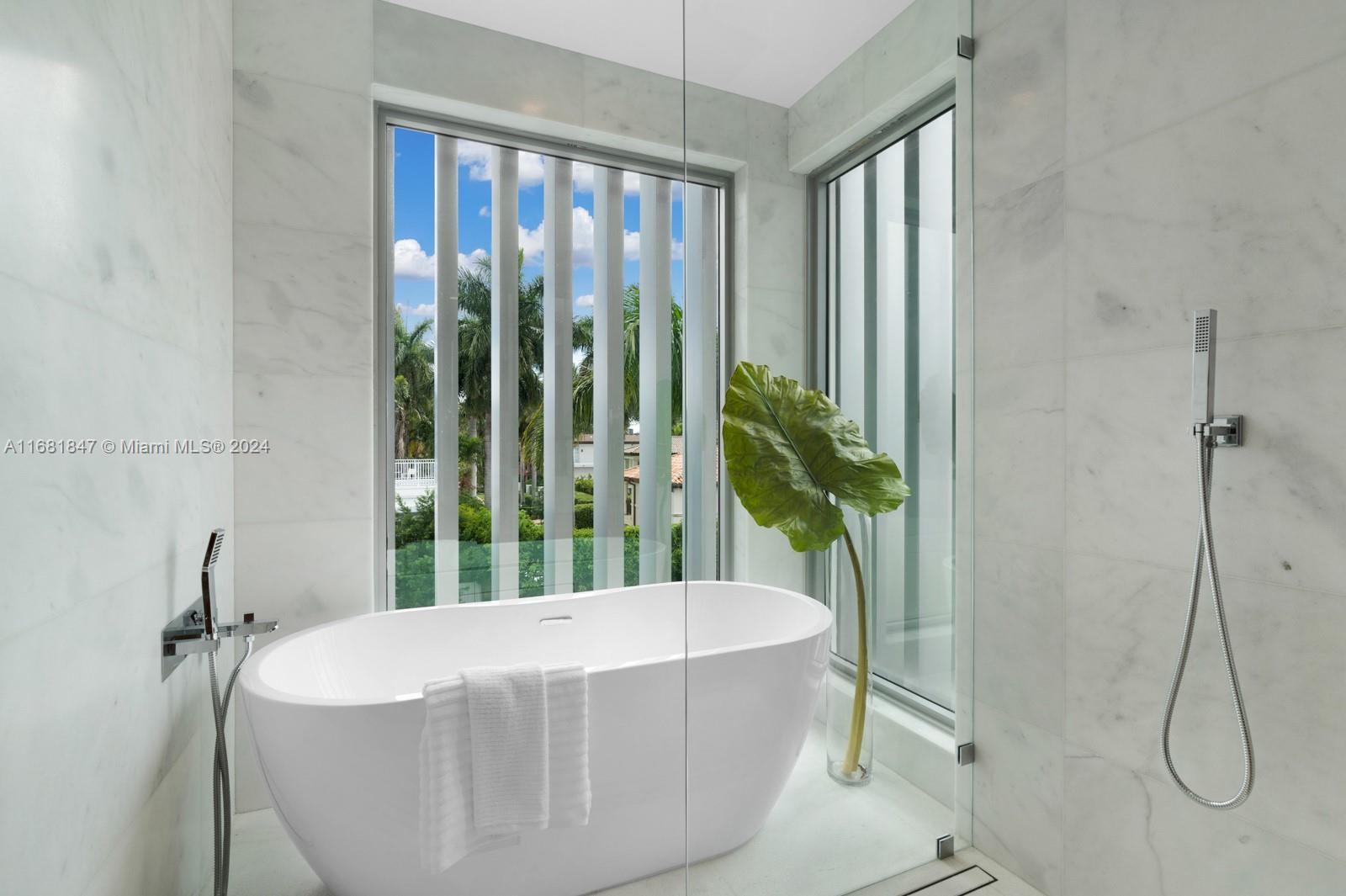 CRYSTAL VIEW - Residential