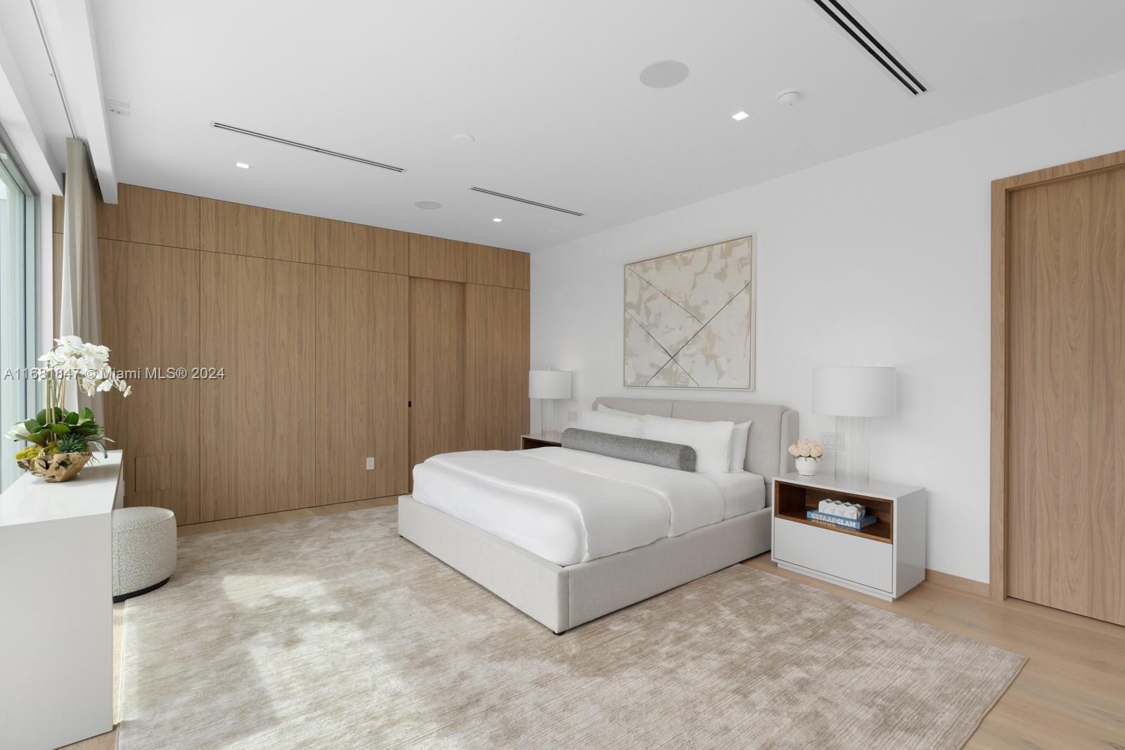 CRYSTAL VIEW - Residential