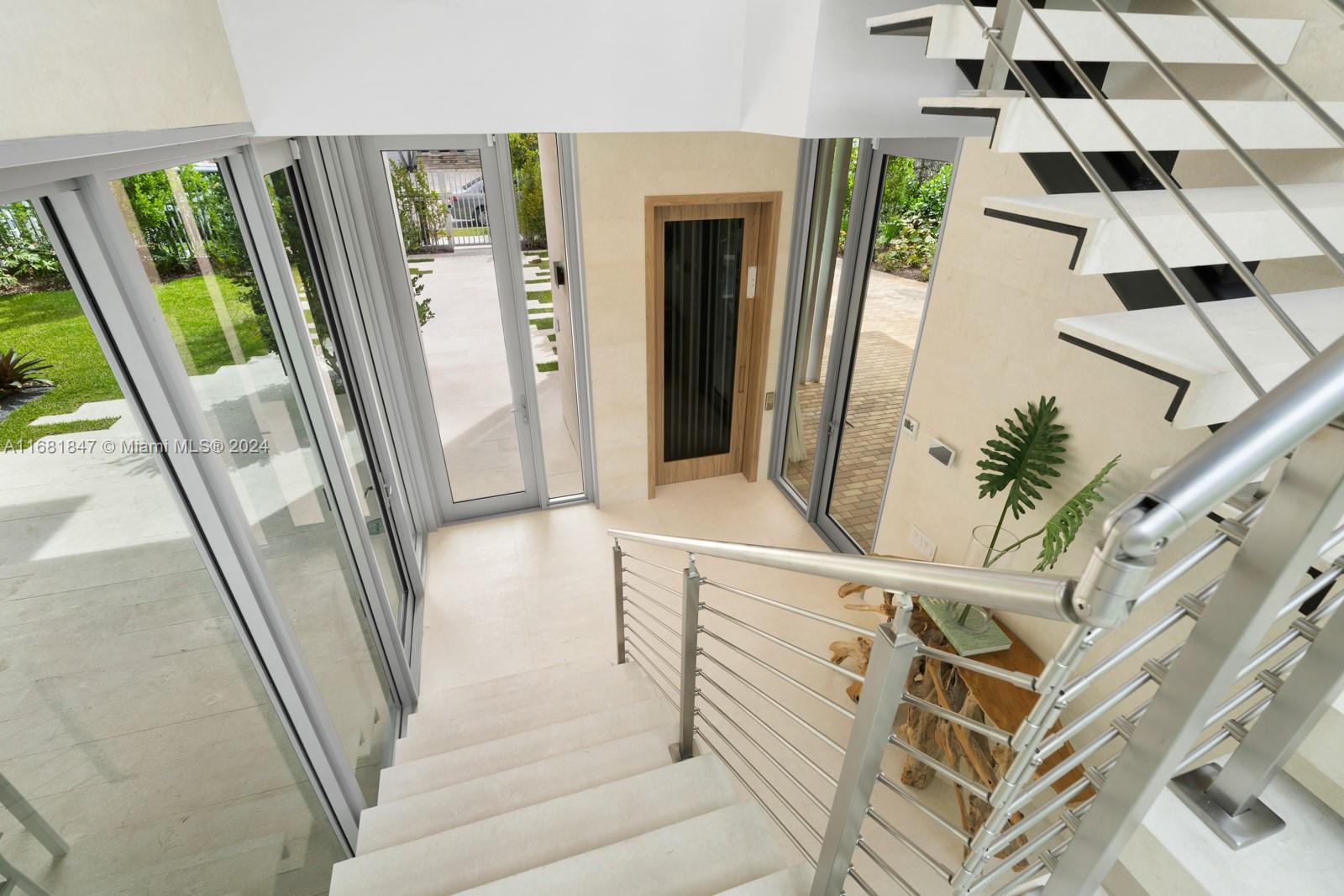 CRYSTAL VIEW - Residential