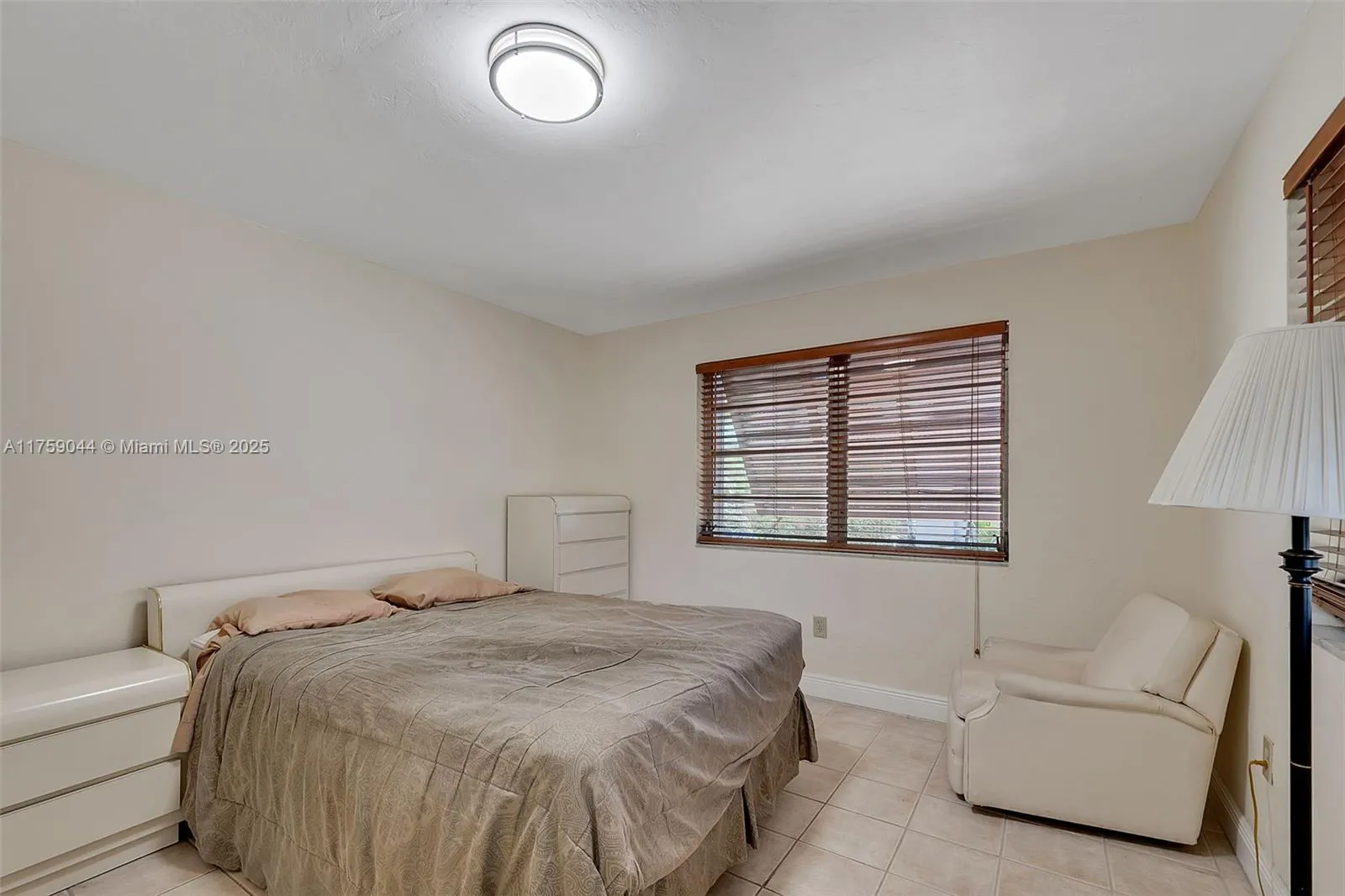 Miami, Florida 33156, United States, 1 Bedroom Bedrooms, ,1 BathroomBathrooms,Residential,Active,85092