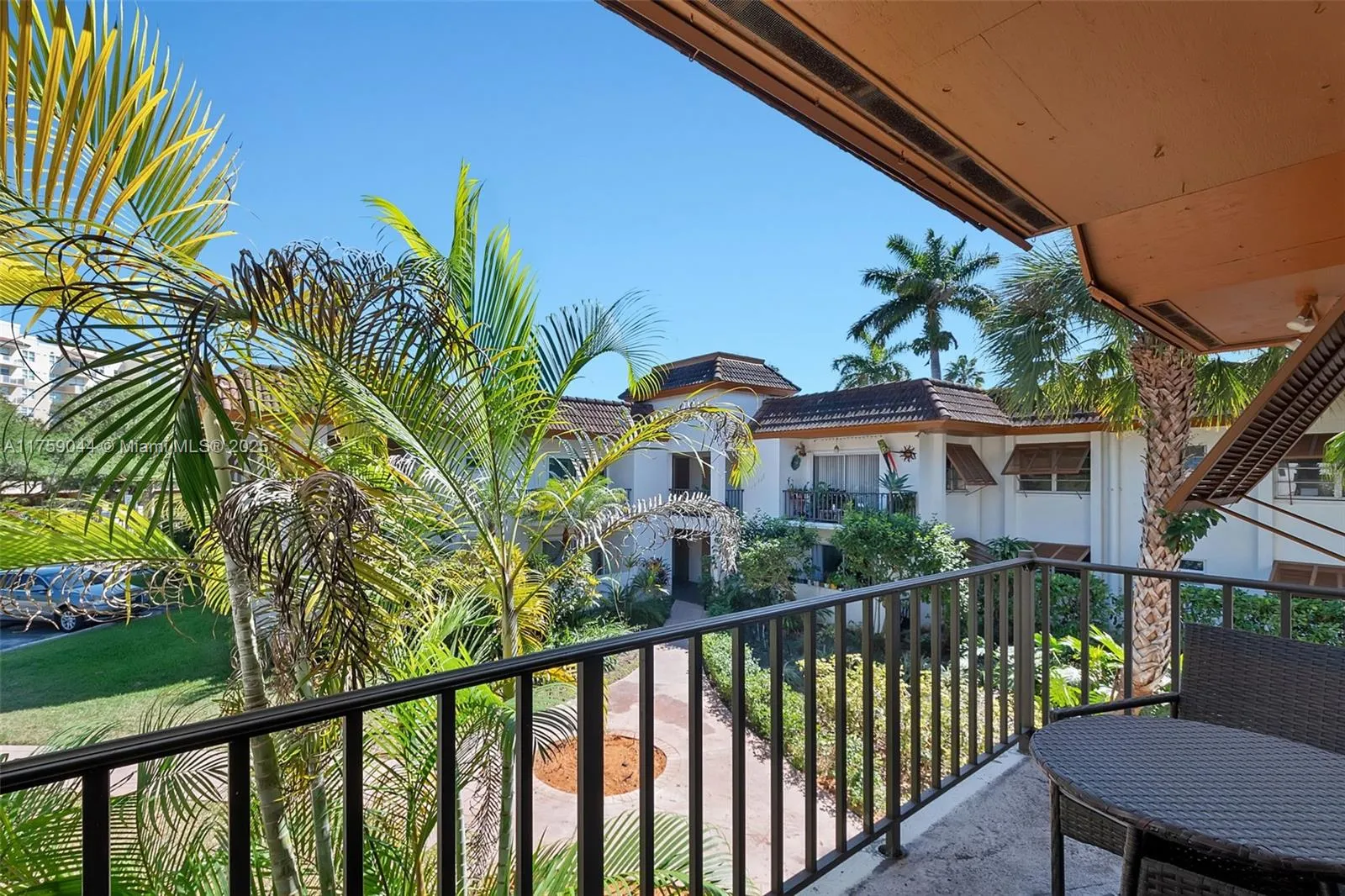 Miami, Florida 33156, United States, 1 Bedroom Bedrooms, ,1 BathroomBathrooms,Residential,Active,85092