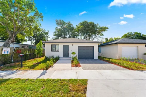 1556 NW 68th Ter, Miami, FL 33147 - MLS#: A11756646