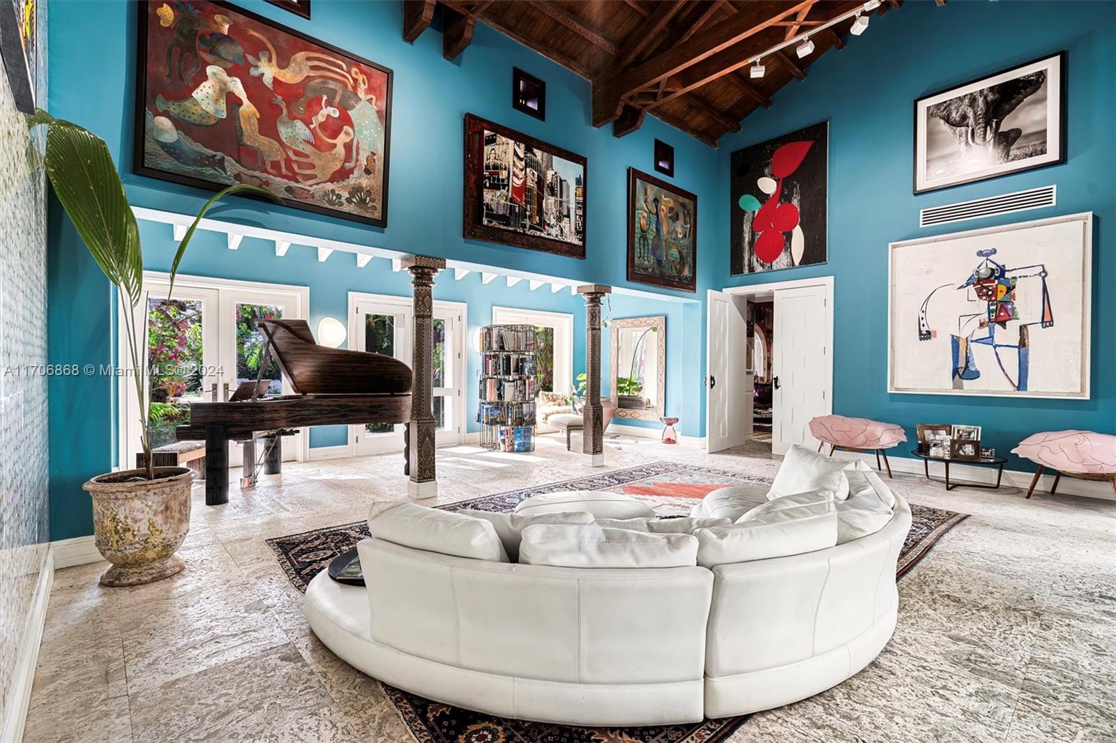 PALM ISLAND - Residential