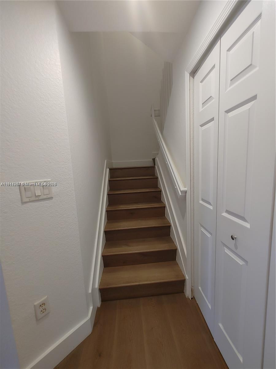 PROMENADE SHORES AT DORAL - Residential Lease