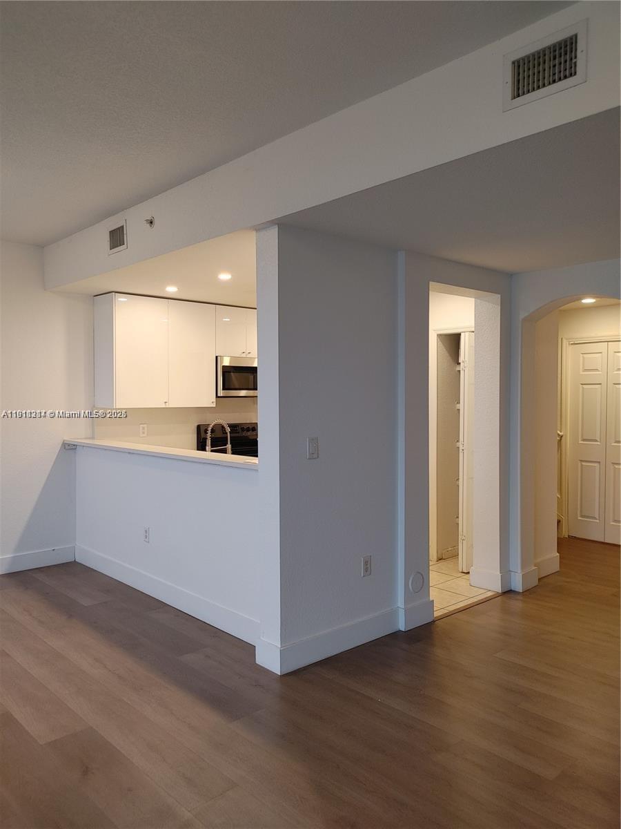 PROMENADE SHORES AT DORAL - Residential Lease