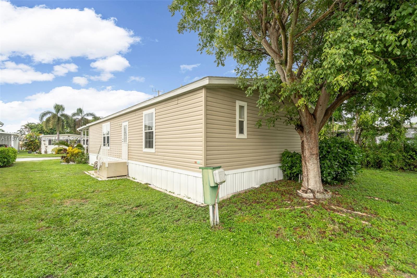 FLA FRUIT LANDS CO SUB NO - Residential