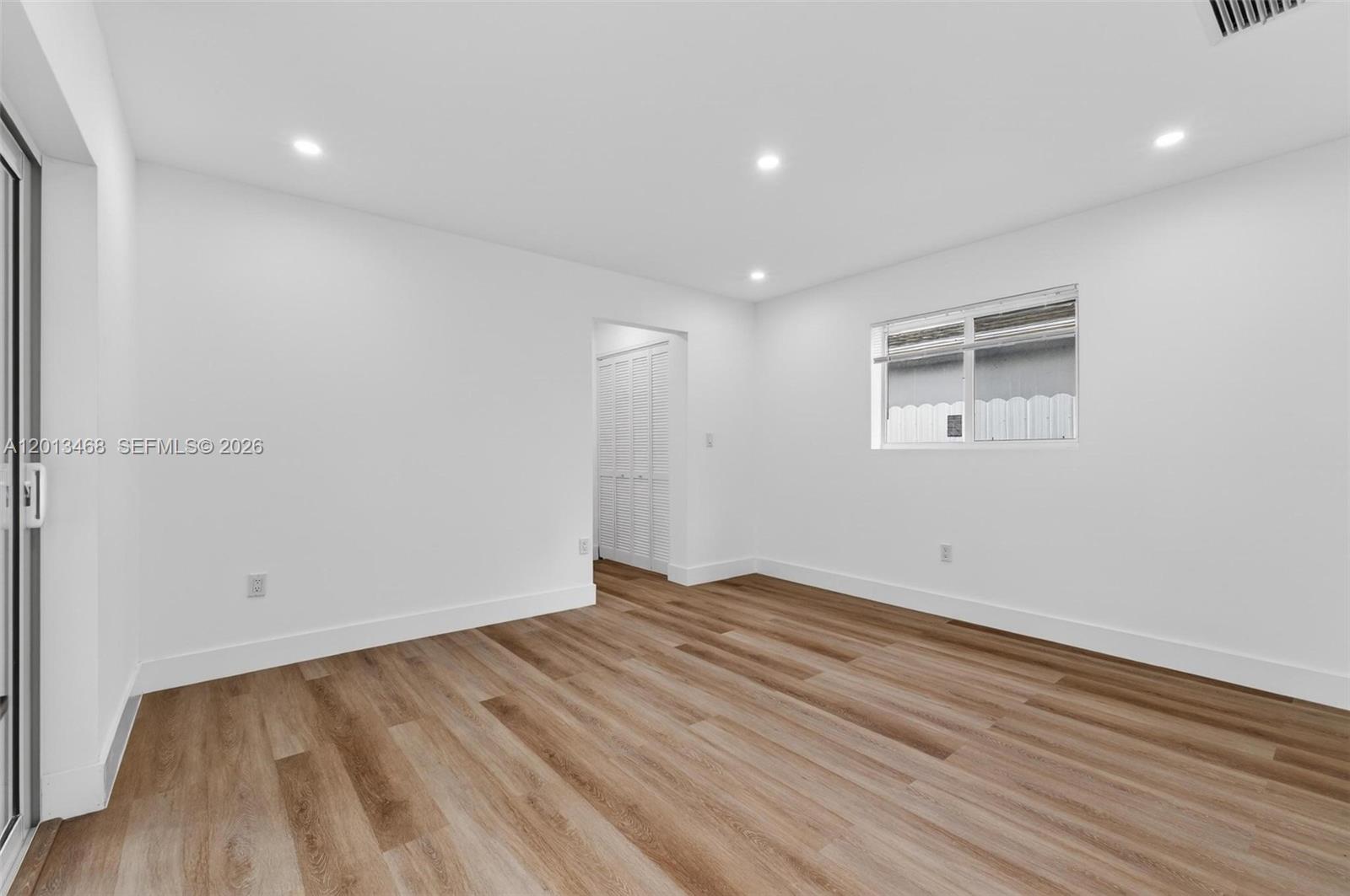MIRAMAR ISLES SEC 2 - Residential