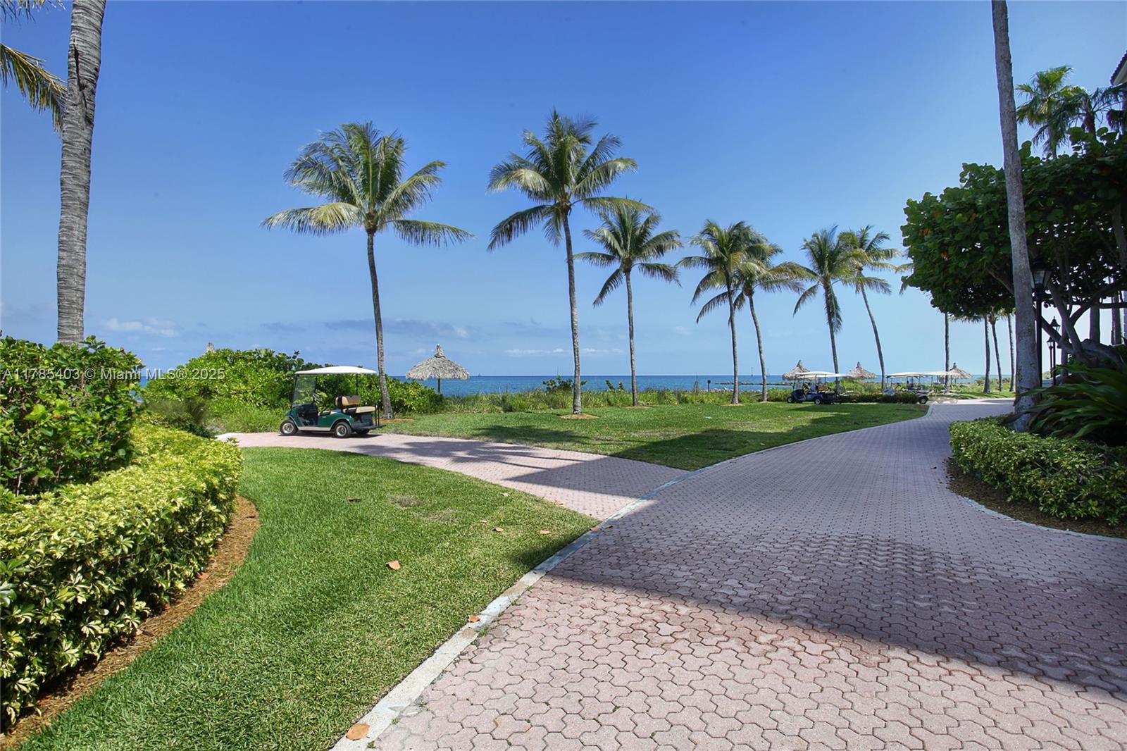 SEASIDE CONDO - Residential