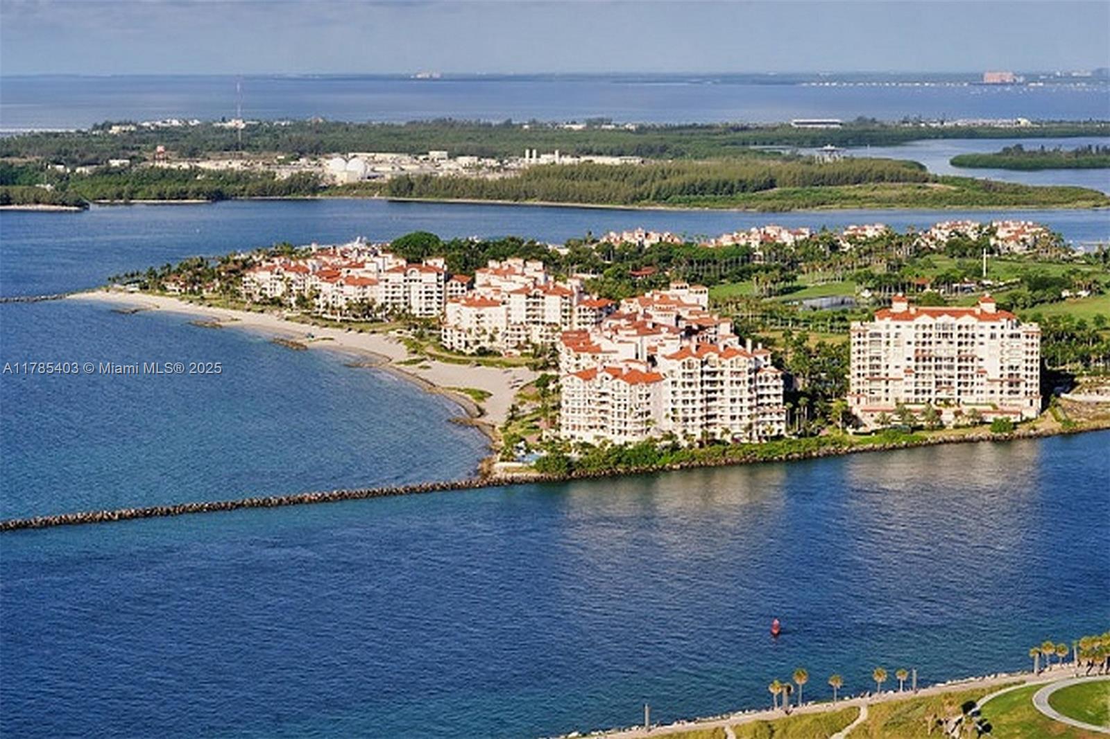 SEASIDE CONDO - Residential