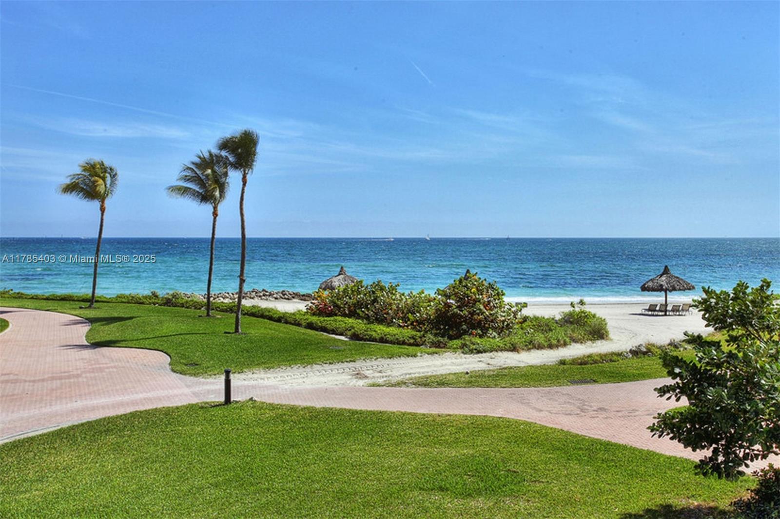 SEASIDE CONDO - Residential