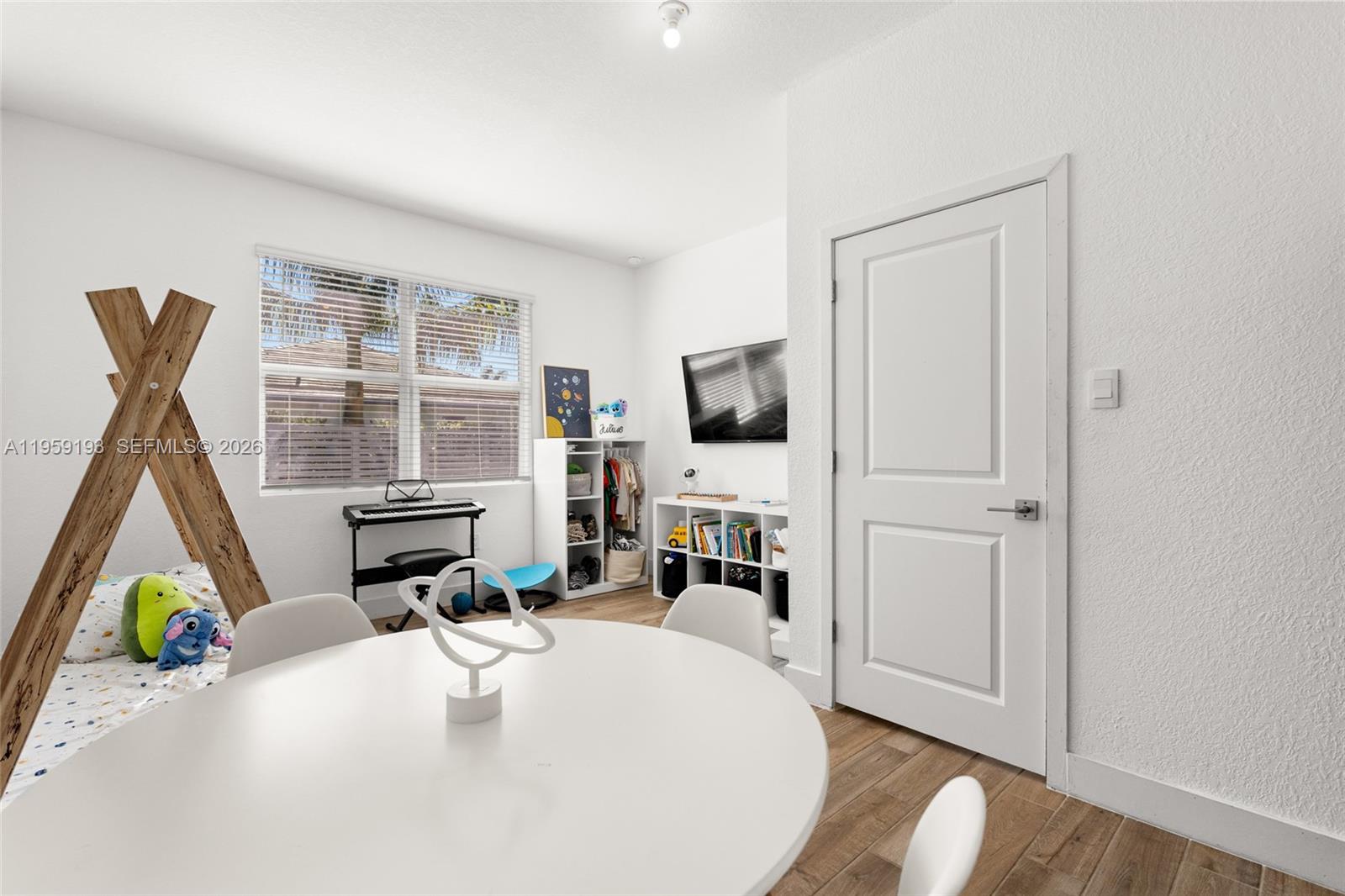 KROME GROVE ESTATES - Residential