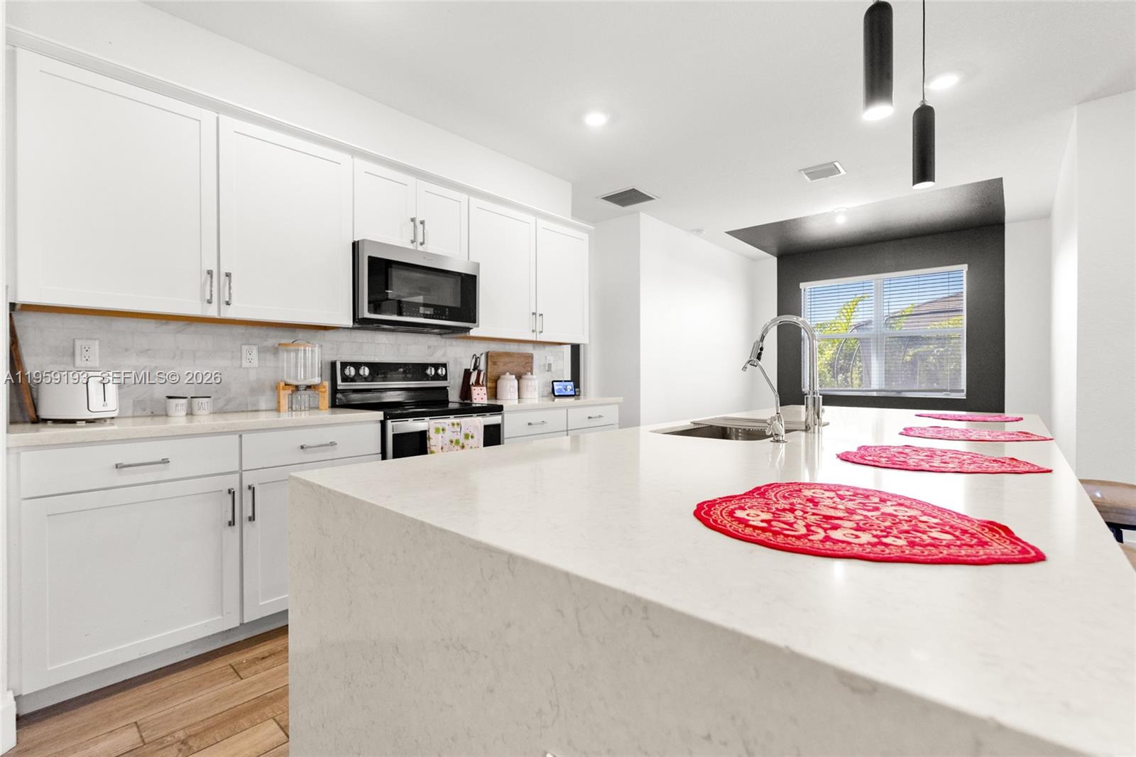 KROME GROVE ESTATES - Residential