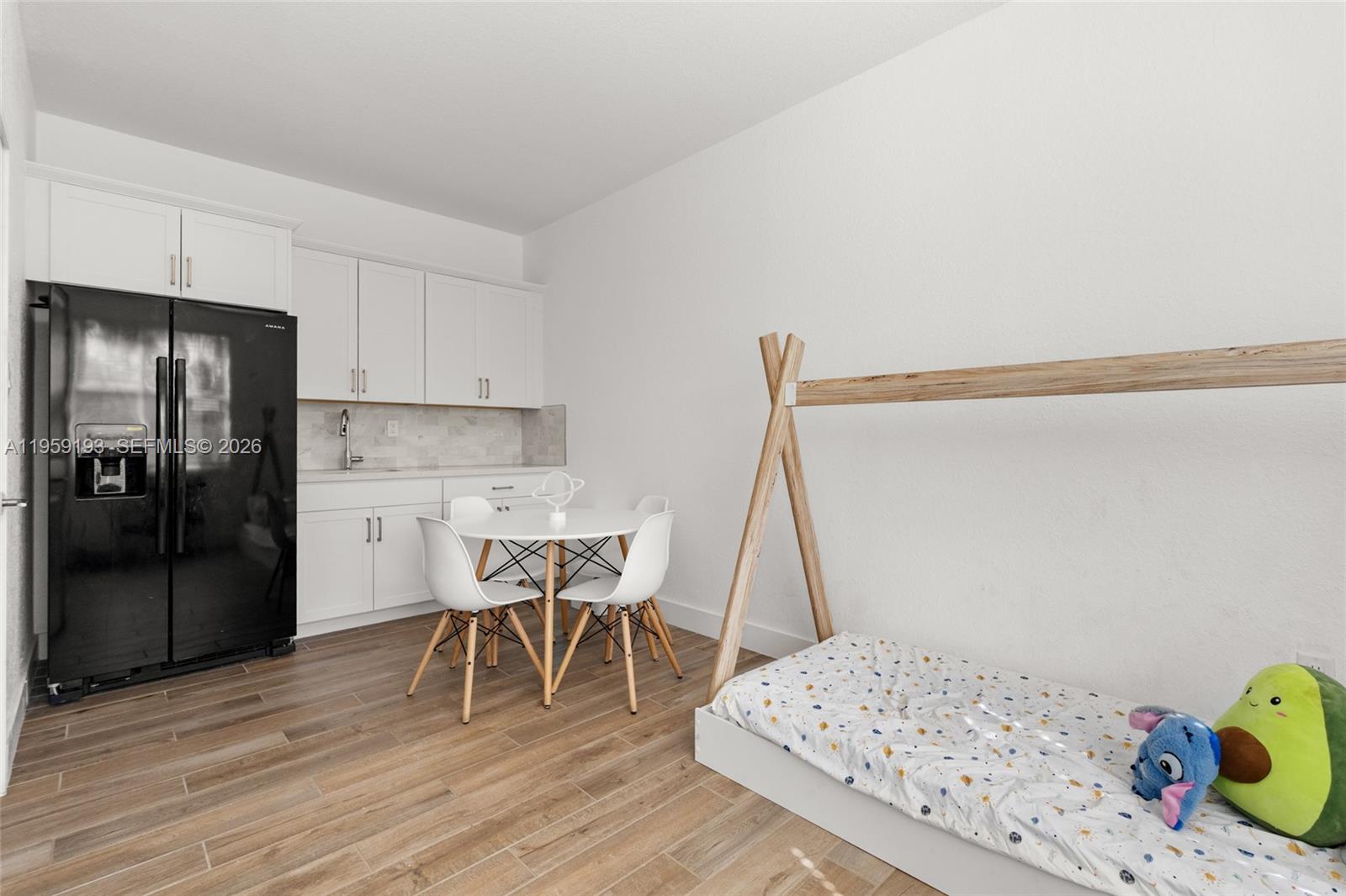 KROME GROVE ESTATES - Residential