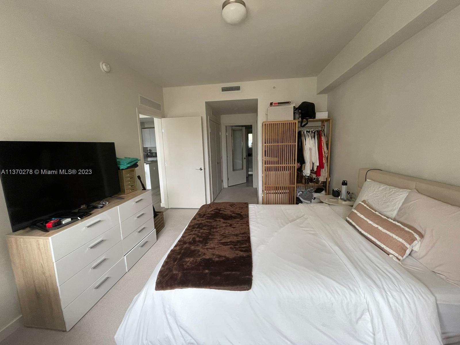 NINE AT MARY BRICKELL VILL - Residential Lease