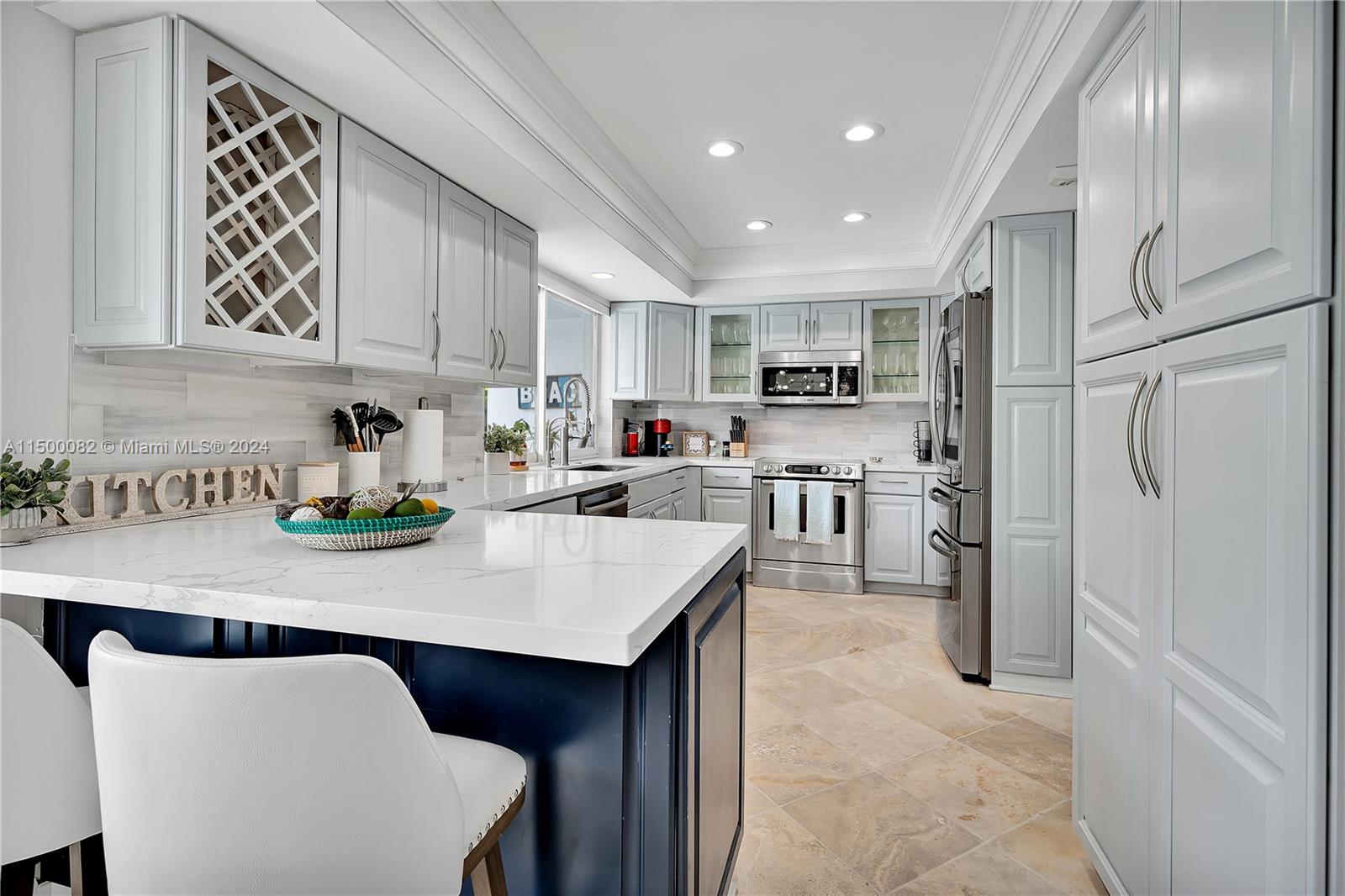 IMPERIAL POINT 2 SEC - Residential