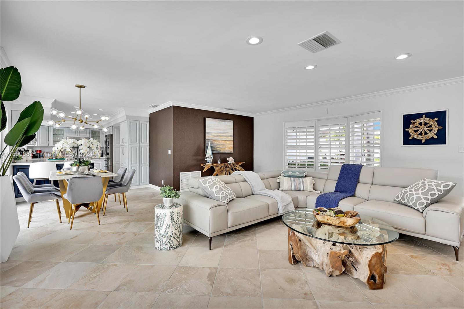 IMPERIAL POINT 2 SEC - Residential