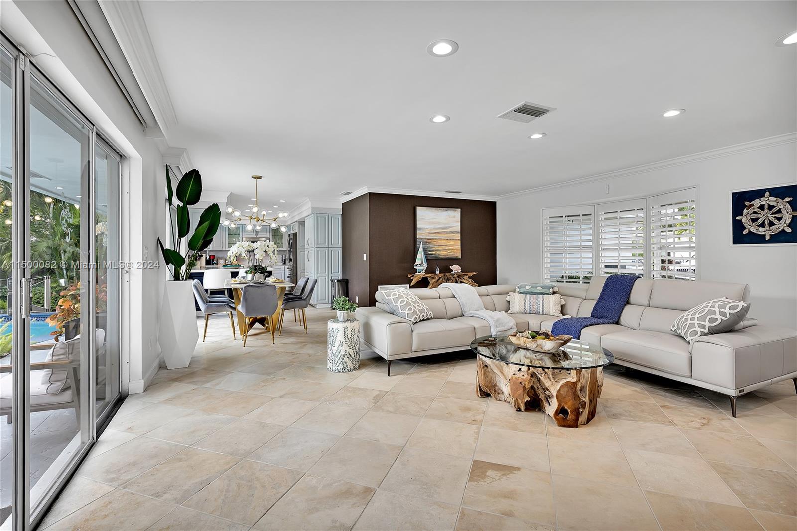 IMPERIAL POINT 2 SEC - Residential