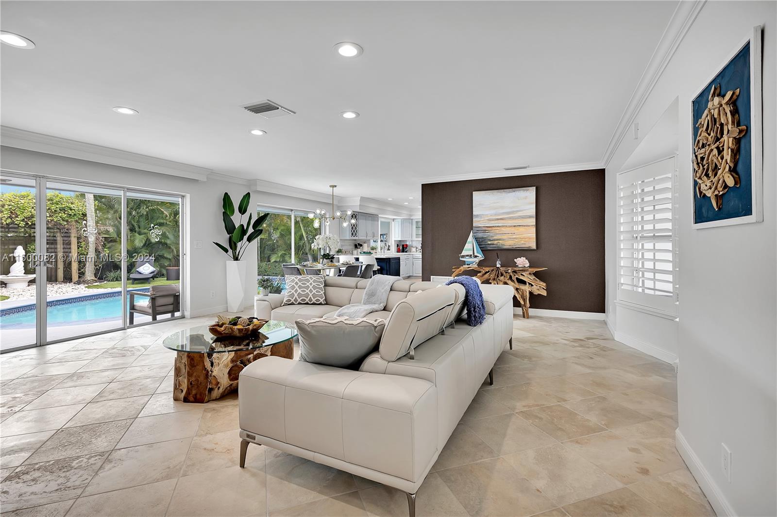 IMPERIAL POINT 2 SEC - Residential