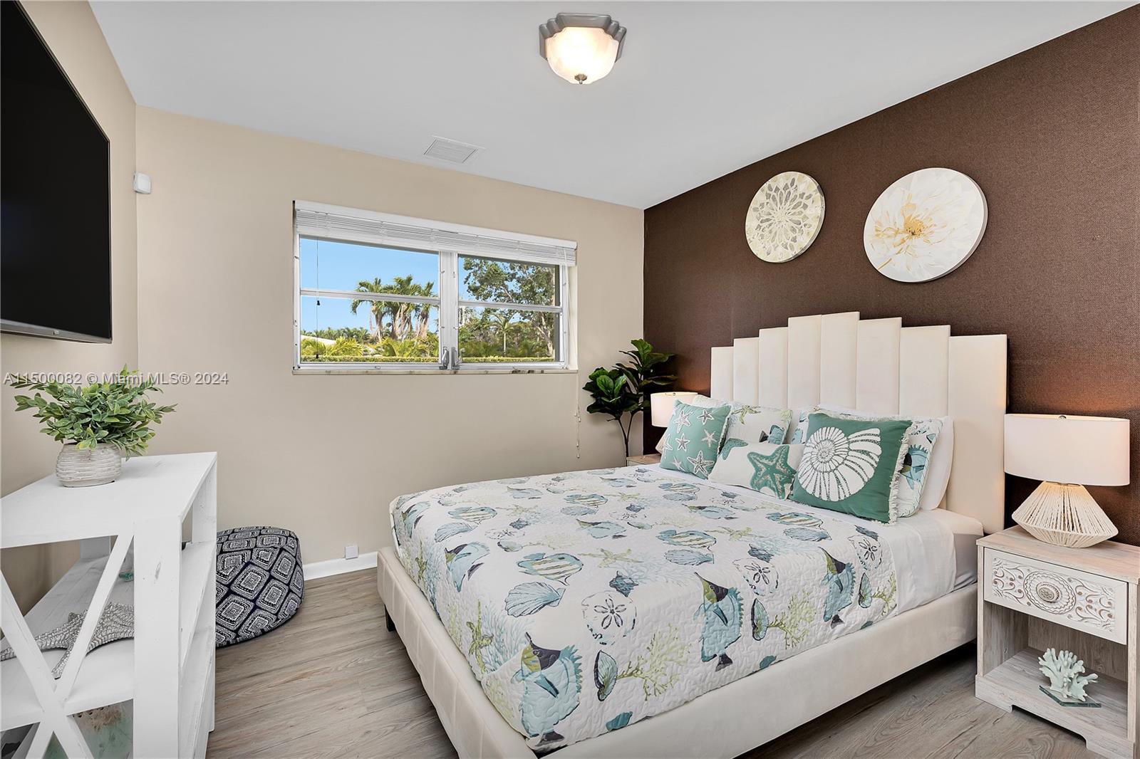 IMPERIAL POINT 2 SEC - Residential